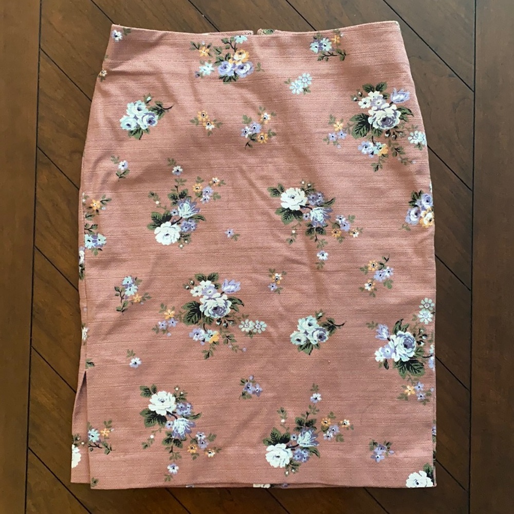 NWT Floral Skirt